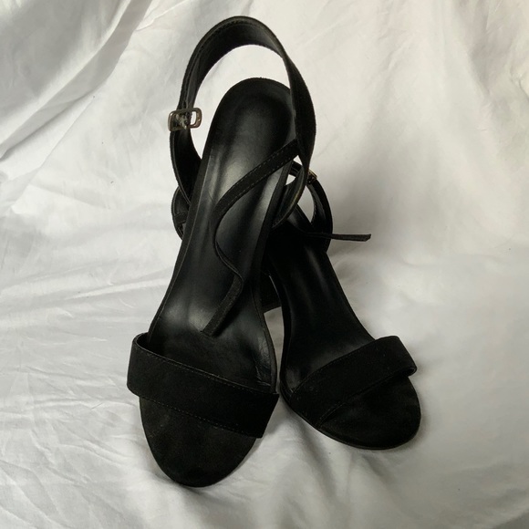 New Look UK Like New Suede Black heels 8.5 size - Picture 2 of 10